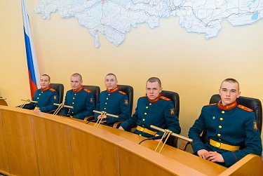 Кадеты заняли кресла парламентариев